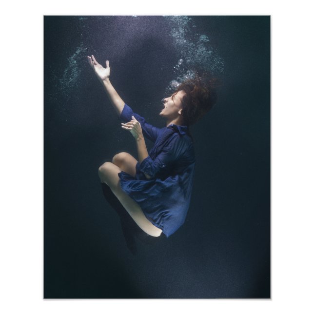 Underwater Singing Girl Artistic Photo Enlargement (Front)