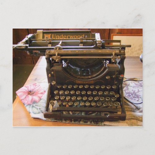 Underwood Typewriter vintage Postcard