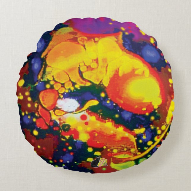 Unearthly Delight Round Pillow (Front)