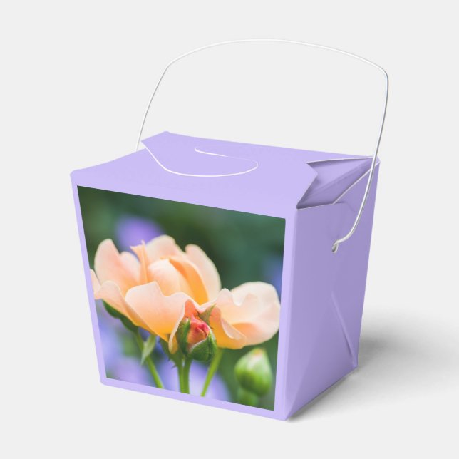 unfolding desire favor box (Front Side)