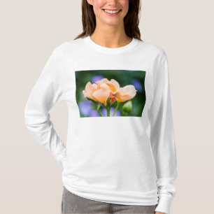 unfolding desire T-Shirt