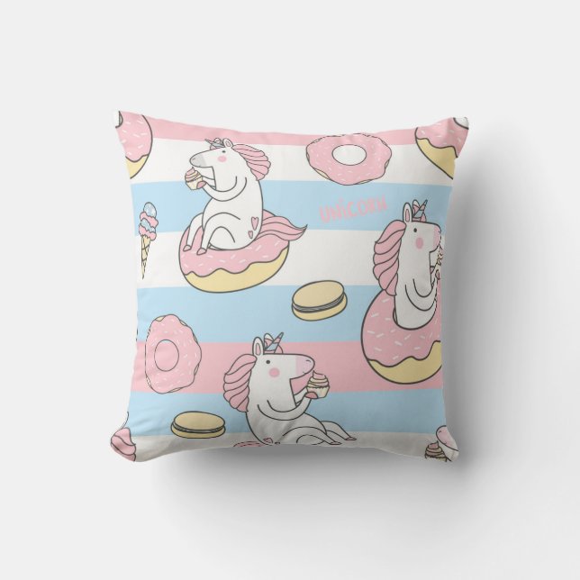 Unicorn pattern throw pillow (Front)