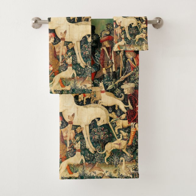 Unicorn Tapestries Medieval Classic Defends Hunt  Bath Towel Set (Insitu)
