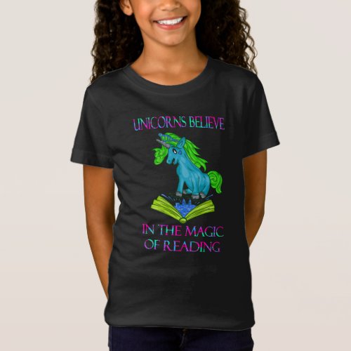 Unicorns Believe In The Magic of Reading T_Shirt