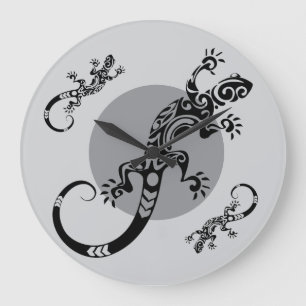 Unique Gecko Round Clock