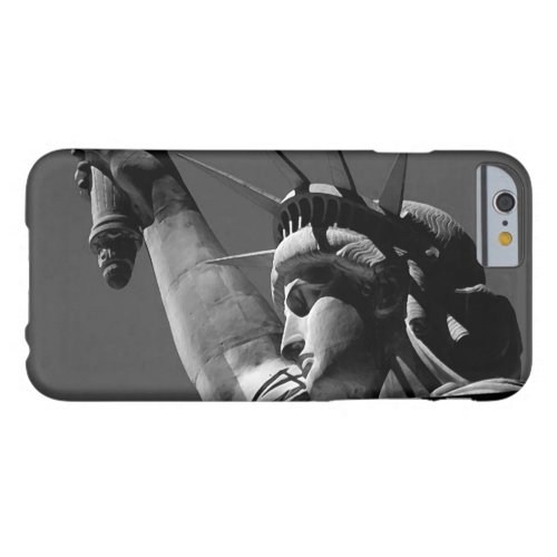 Unique Grey Tones Statue of Liberty iPhone 6 Case