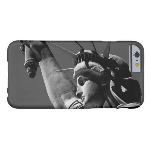 Unique Grey Tones Statue of Liberty iPhone 6 Case