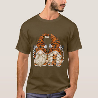 Unique Tiger Gnomes For Gardener Cute Tiger Mom An T-Shirt