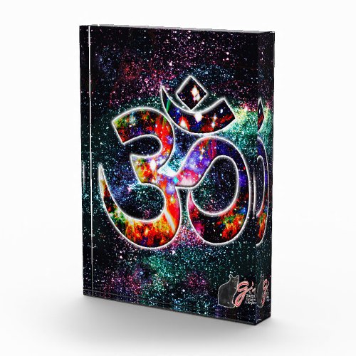 Universal OM Karma Photo Block