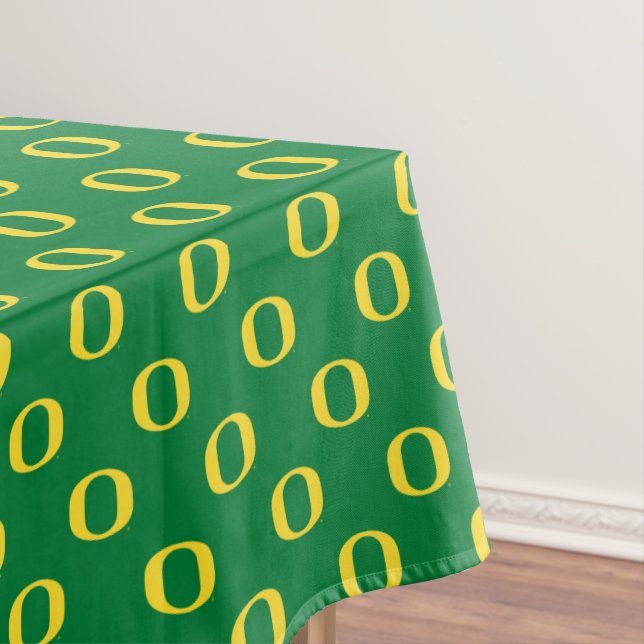 University of Oregon | Graduation Tablecloth (In Situ)