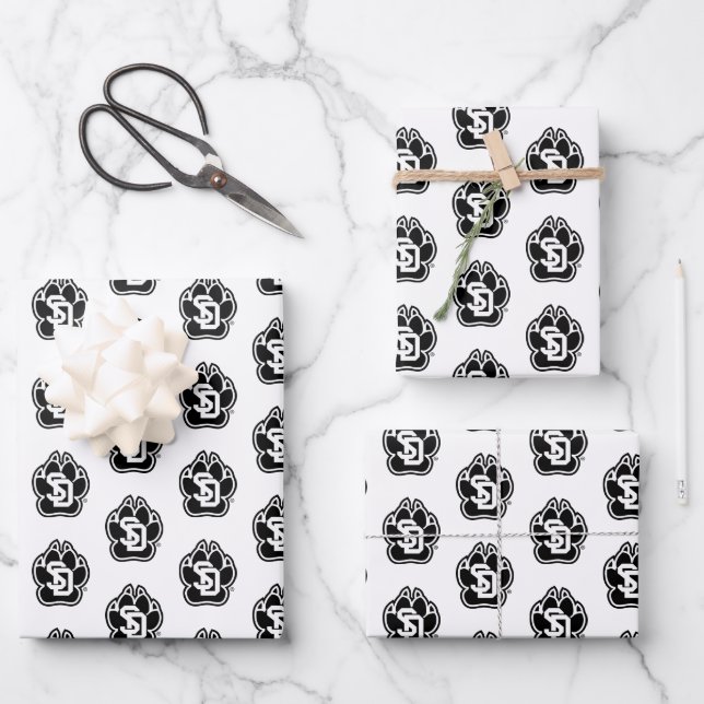 University of South Dakota Coyotes Graduation Wrapping Paper Sheets (Front)