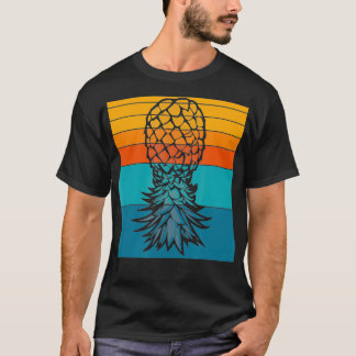 Upside Down Pineapple Swingers Party Retro Biseual T-Shirt