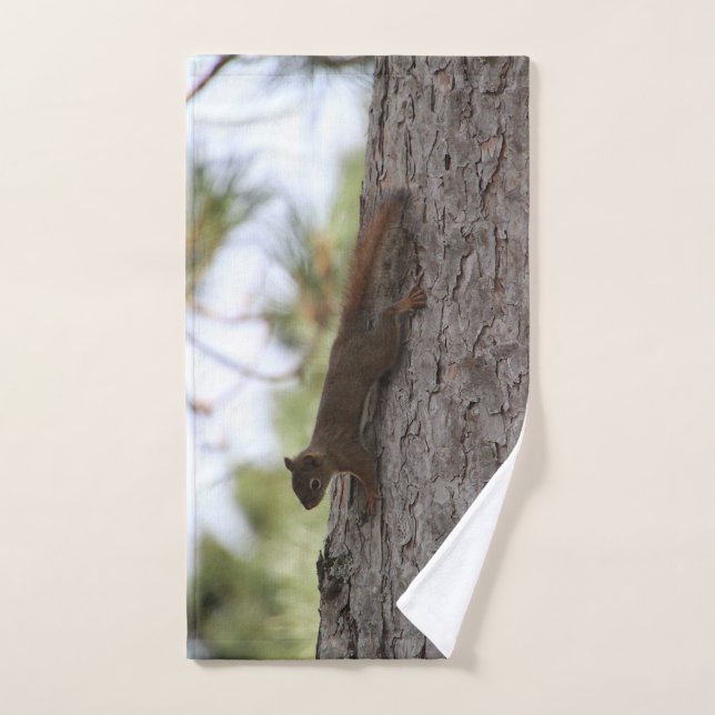 Upside Down Squirrel Towel Set (Hand Towel)