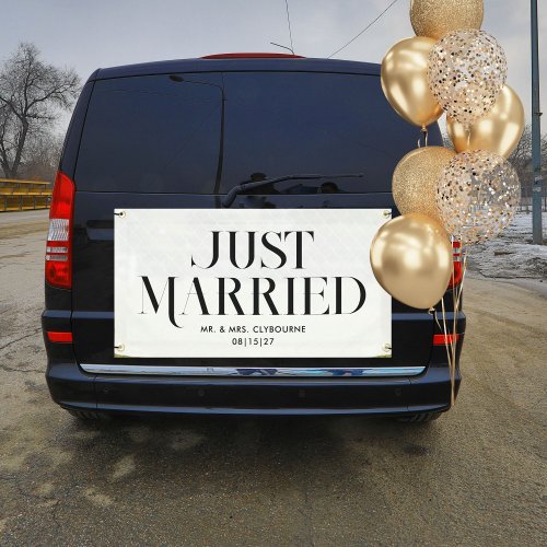 Uptown Just Married Car Banner