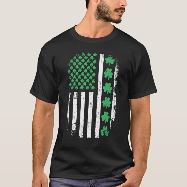 US American flag with shamrocks for St Patricks da T-Shirt (Front)