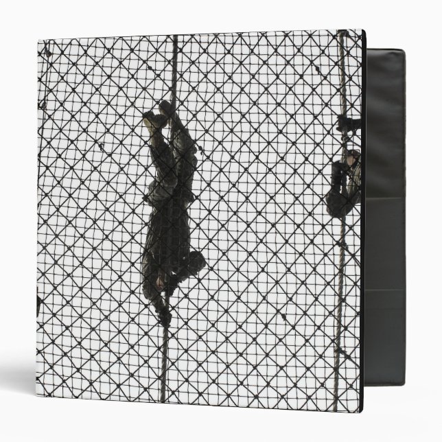 US Army recruits completing an obstacle 3 Ring Binder (Front/Inside)