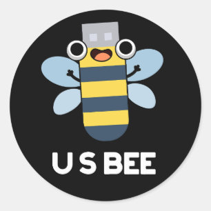 US Bee Funny USB Technical Pun Dark BG Classic Round Sticker