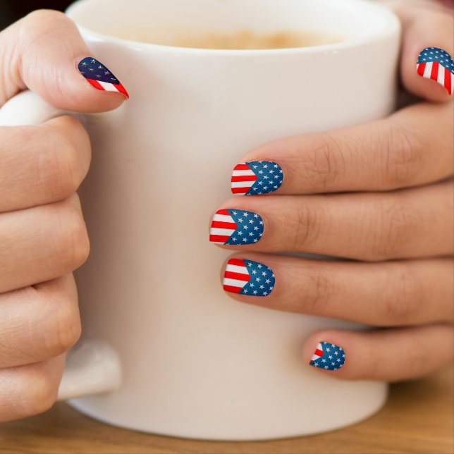 US Flag Minx Nail Wraps (Insitu - Mug)
