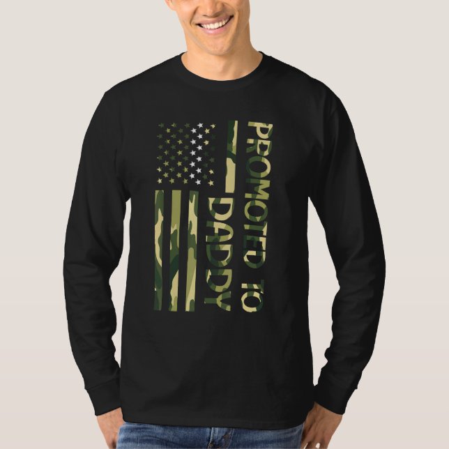 Us Flag Promoted To Daddy Happy Father Day Veteran T-Shirt (Front)