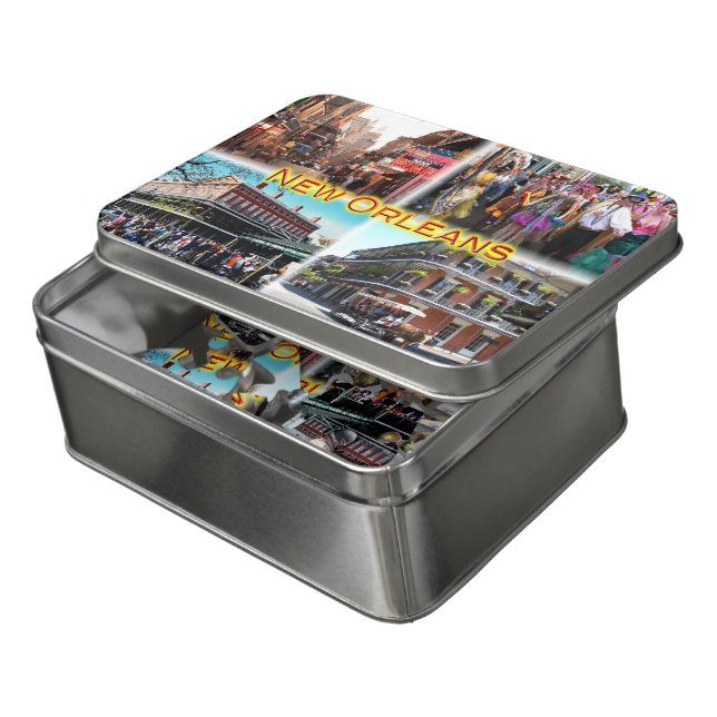 US New Orleans - Bourbon Street - Mardi Gras - Jigsaw Puzzle (Lid Open)