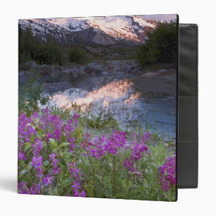 USA, Alaska, Alsek-Tatshenshini Wilderness. Binder