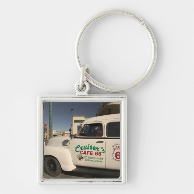 USA, Arizona, Williams: Cruisers Cafe 66 Old Keychain (Front)