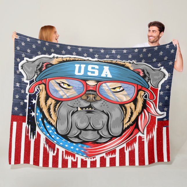 USA Bulldog Fleece Blanket (In Situ)
