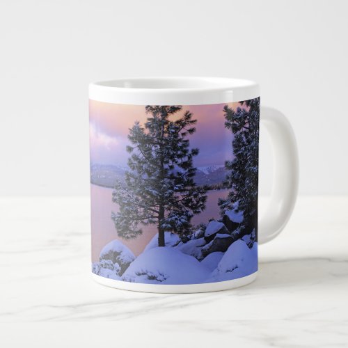 USA California A winter day at Lake Tahoe Large Coffee Mug