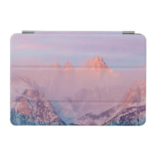 USA, California, Lone Pine. Sunrise iPad Mini Cover