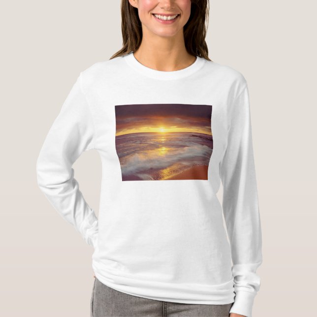 USA, California, San Diego. Sunset Cliffs beach T-Shirt (Front)