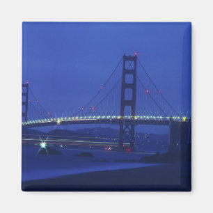 USA, California, San Francisco. Golden Gate 2 Magnet
