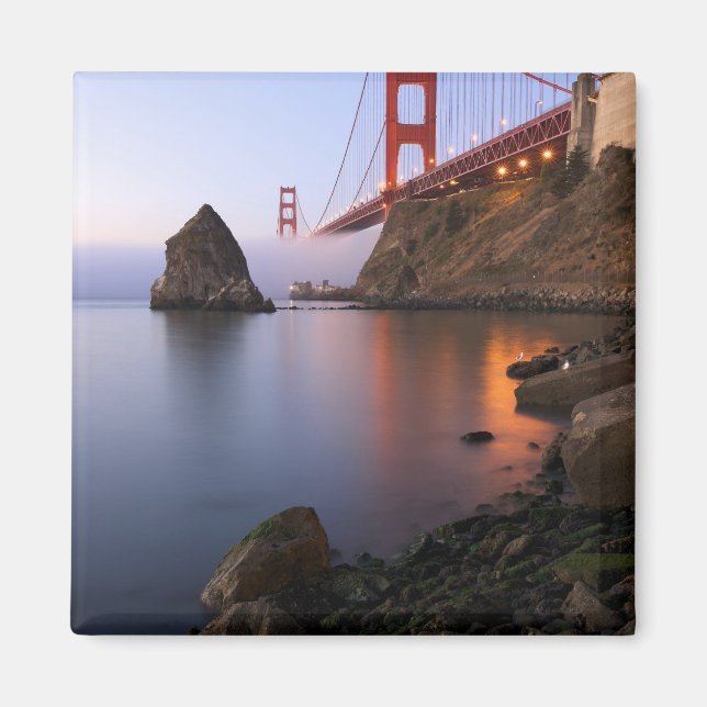 USA, California, San Francisco. Golden Gate Magnet (Front)