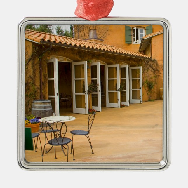 USA, California, Sonoma Valley, Patio at Viansa Metal Ornament (Front)