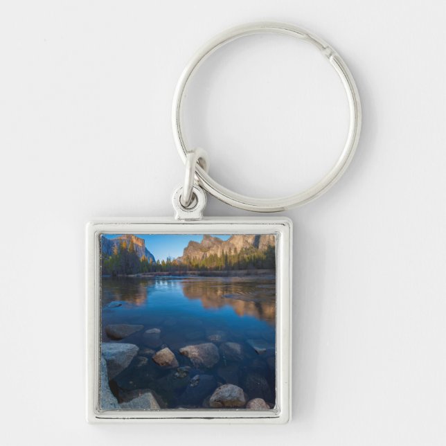 USA, California. Yosemite Valley View 2 Keychain (Front)