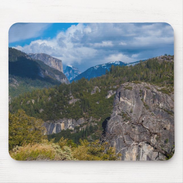 USA, California. Yosemite Valley Vista 2 Mouse Pad (Front)