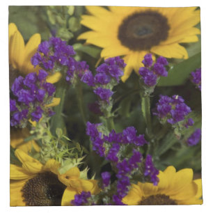 USA, close-up of bridal flower arrangement, Napkin