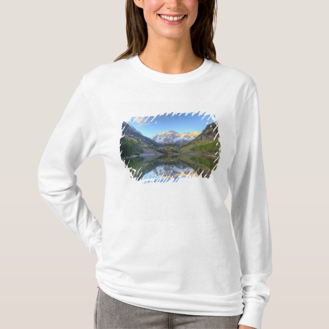 USA, Colorado, Maroon Bells-Snowmass T-Shirt (Front)