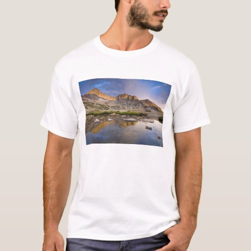 USA Colorado Rocky Mountain NP  Storm clouds T_Shirt