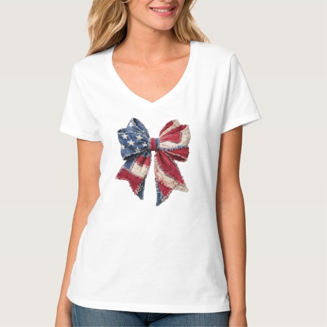 USA Faux Patchwork Bow, American Flag  T-Shirt (Front)