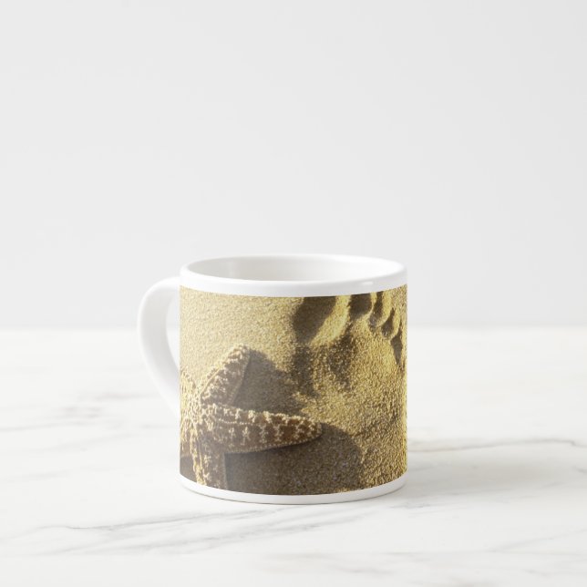 USA, Hawaii, Maui, Makena Beach, Footprint and Espresso Cup (Front Left)