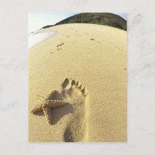 USA, Hawaii, Maui, Makena Beach, Footprint and Postcard