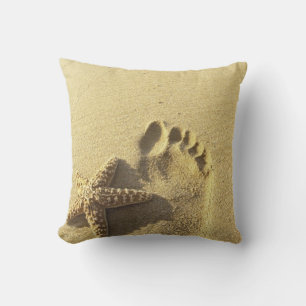 USA, Hawaii, Maui, Makena Beach, Footprint and Throw Pillow