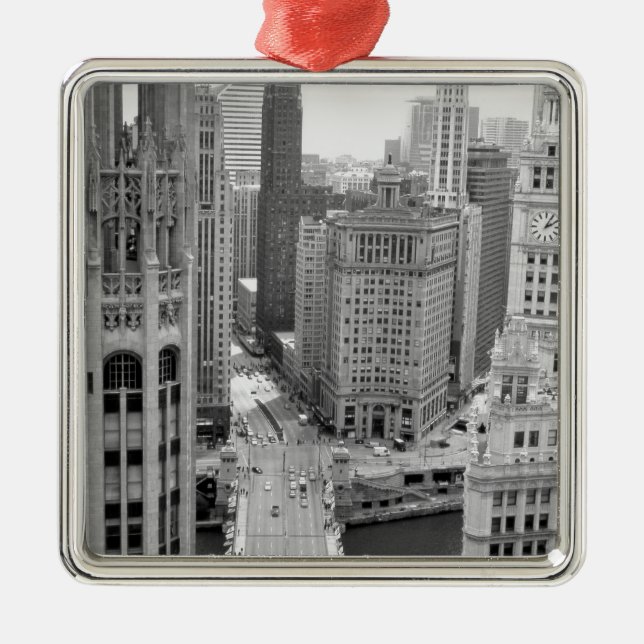 USA, IL, Chicago, Loop from Hotel Metal Ornament (Front)