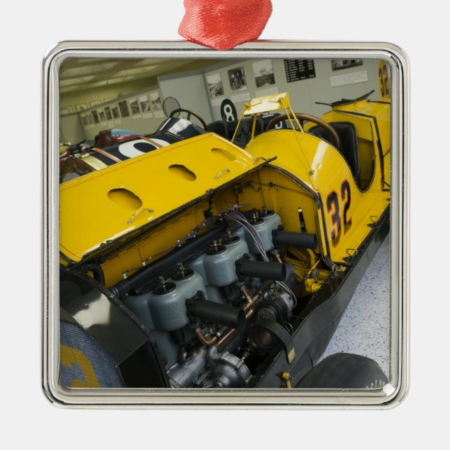USA, Indiana, Indianapolis: Indianapolis Motor Metal Ornament (Front)