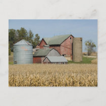USA, IOWA, Froelich: Old farm Postcard