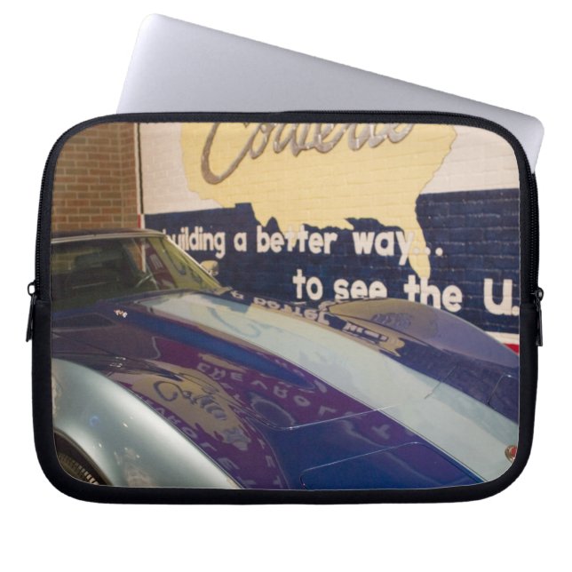 USA, Kentucky, Bowling Green: National Corvette 2 Laptop Sleeve (Front)