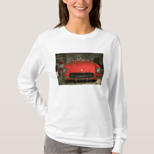 USA, Kentucky, Bowling Green: National Corvette 3 T-Shirt