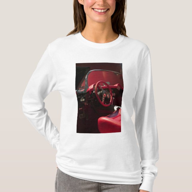 USA, Kentucky, Bowling Green: National Corvette T-Shirt (Front)