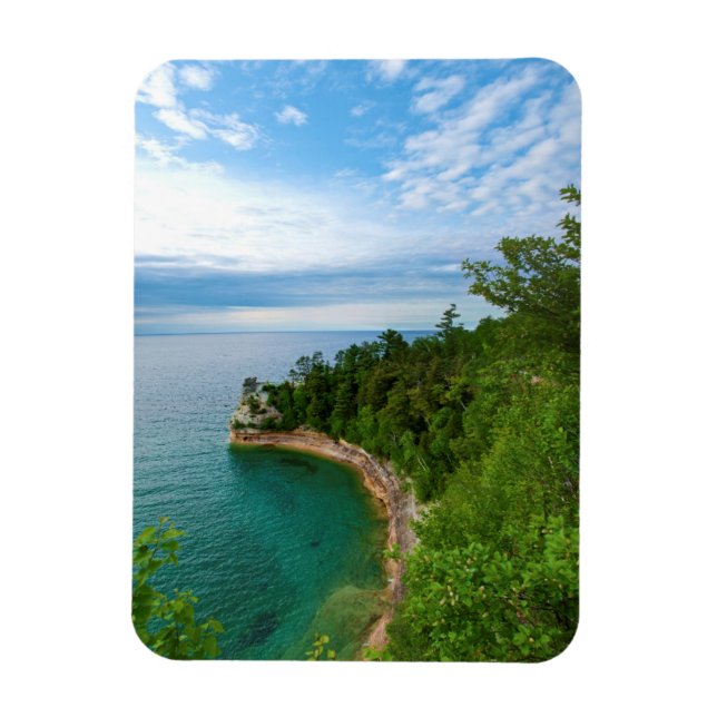 USA, Michigan. Miner's Castle Rock Formation 3 Magnet (Vertical)