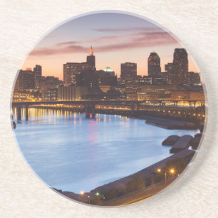 USA, Minnesota, Minneapolis, St. Paul 2 Coaster